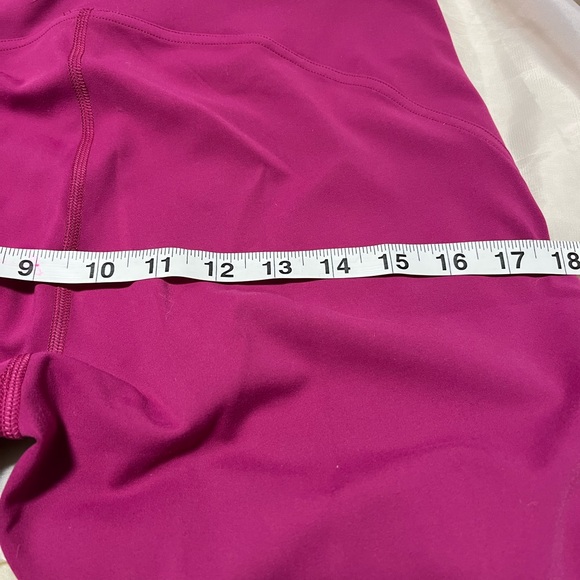 Lululemon Athletica Pink High Rise Cropped Leggings Size 10 - Picture 9 of 12
